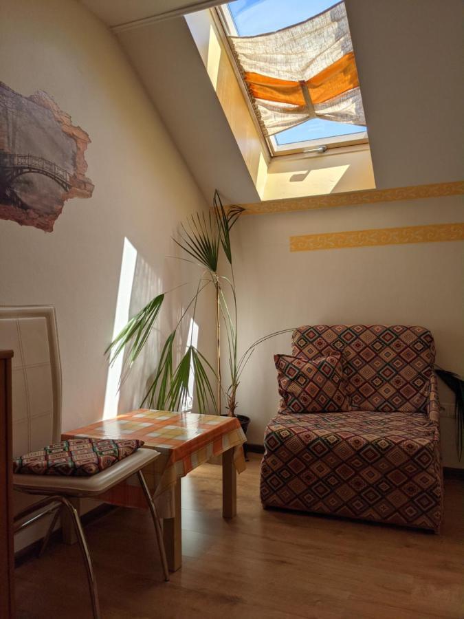 Pivnicka Pod Cachtickym Hradom Hotel Čachtice Exterior foto